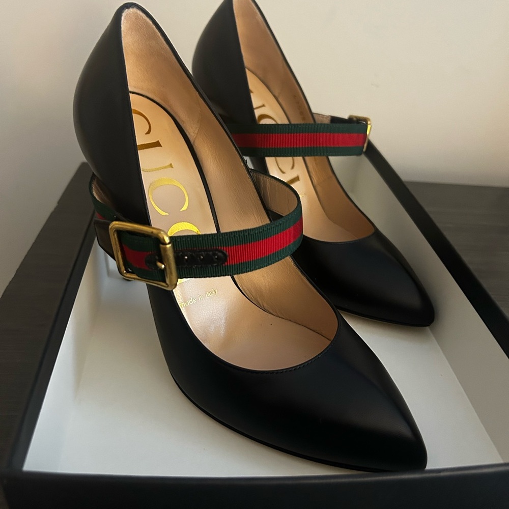 Gucci Black Leather Mary Jane Heels with Green and Red Web Strap - Picture 2 of 3